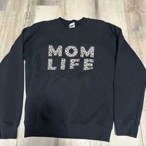 Pink Lily Black Sweatshirt